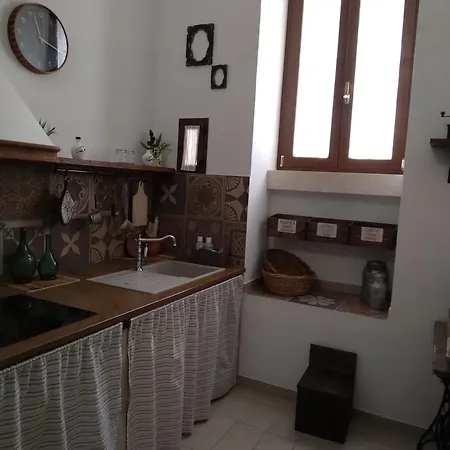 Emy House Апартаменты Бишелье