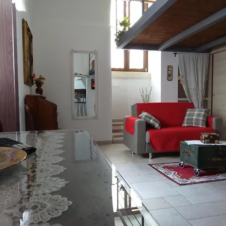 公寓 Emy House 比谢列